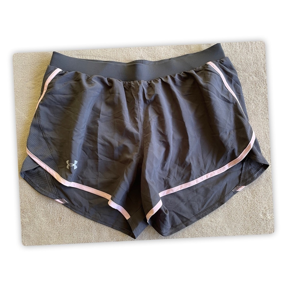 NWT Under Armour HeatGear Fly By 2.0 Shorts Womens Medium Gray Pink Run